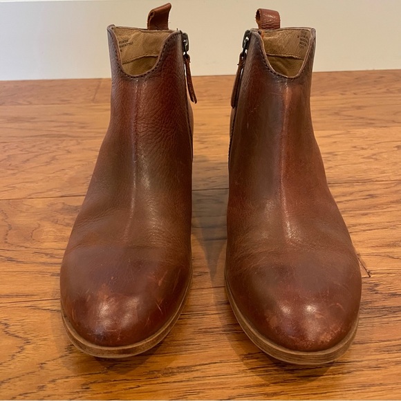 Sofft Brand Brown Leather Healed Bootie size 6 - Picture 4 of 12